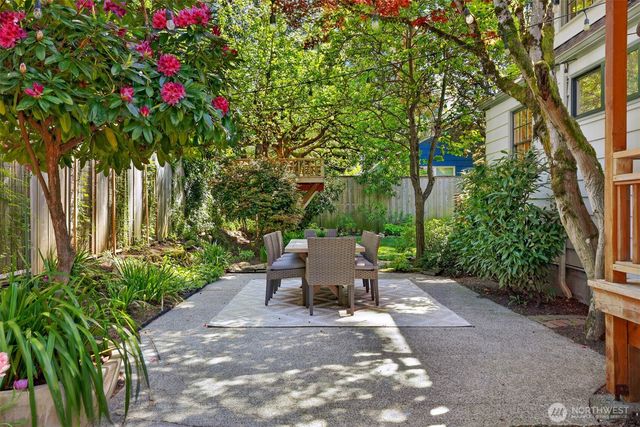 3803 NE 82nd Street, Seattle, WA 98115
