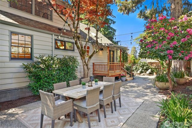 3803 NE 82nd Street, Seattle, WA 98115