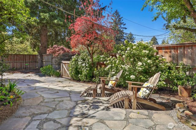 3803 NE 82nd Street, Seattle, WA 98115