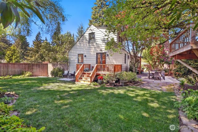 3803 NE 82nd Street, Seattle, WA 98115