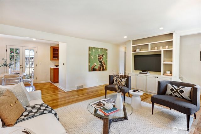 3803 NE 82nd Street, Seattle, WA 98115