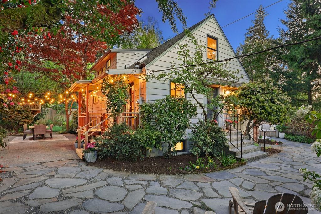 3803 NE 82nd Street, Seattle, WA 98115