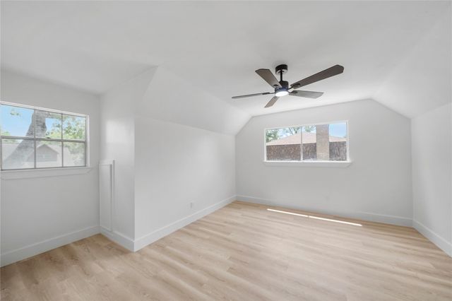 13715 Whichurch Way, Houston, TX 77015