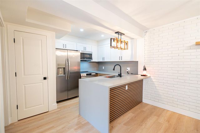 893 Wax Myrtle Lane 3, Houston, TX 77079