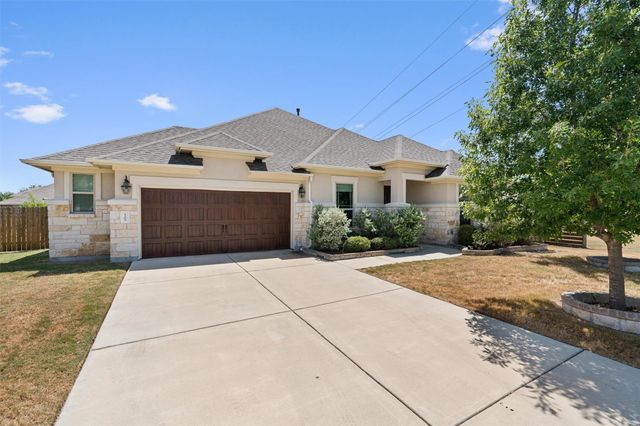 1205 Knowles DR, Hutto, TX 78634