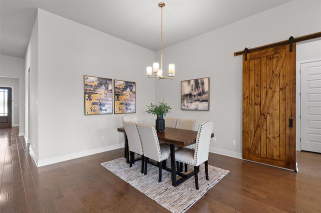 1205 Knowles DR, Hutto, TX 78634