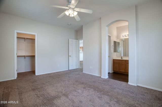 554 E SAN CARLOS Way, Chandler, AZ 85249