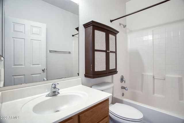 554 E SAN CARLOS Way, Chandler, AZ 85249