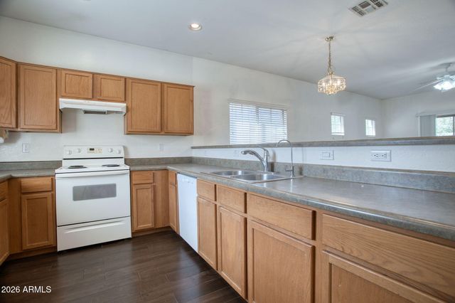 554 E SAN CARLOS Way, Chandler, AZ 85249