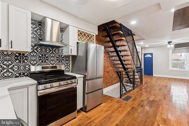 5210 RODMAN ST, Philadelphia, PA 19143