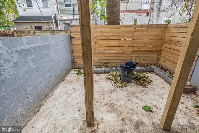 5210 RODMAN ST, Philadelphia, PA 19143