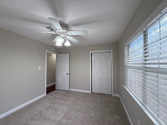 189 New Cove Dr, Livingston, TX 77351