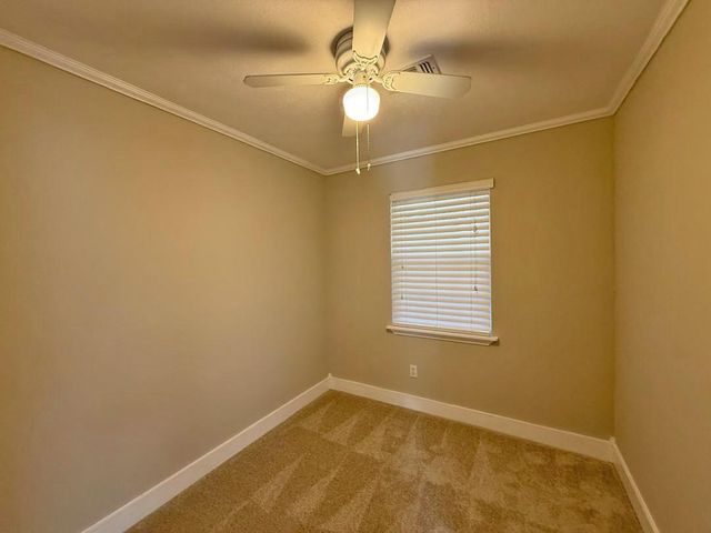 189 New Cove Dr, Livingston, TX 77351