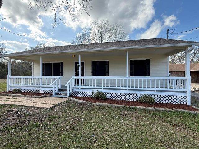 189 New Cove Dr, Livingston, TX 77351