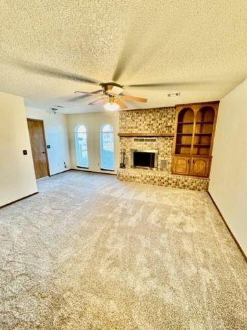 316 Jan Drive, Stratford, OK 74872