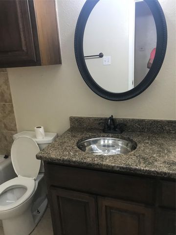 12166 Metric BLVD 1007, Austin, TX 78758