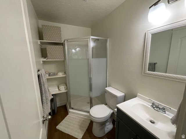 394 W PARKWAY DR, Kaysville, UT 84037