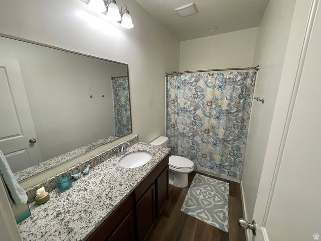 394 W PARKWAY DR, Kaysville, UT 84037