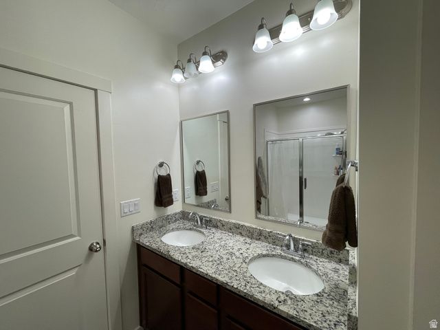 394 W PARKWAY DR, Kaysville, UT 84037