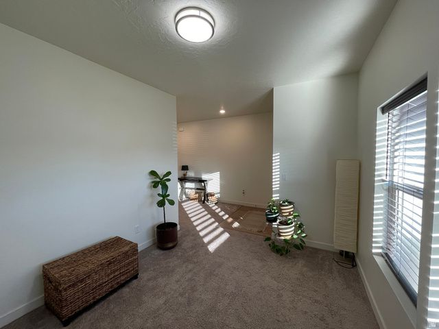 394 W PARKWAY DR, Kaysville, UT 84037