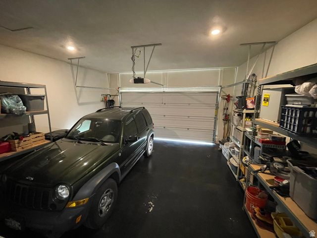 394 W PARKWAY DR, Kaysville, UT 84037