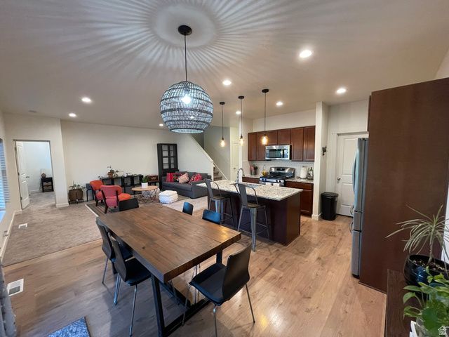 394 W PARKWAY DR, Kaysville, UT 84037