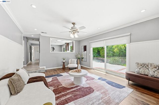 5673 Drysdale Dr, San Jose, CA 95124