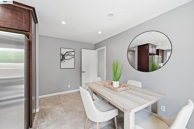 5673 Drysdale Dr, San Jose, CA 95124