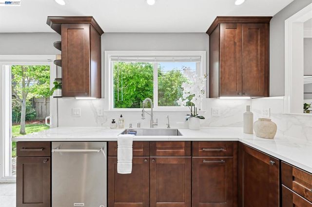 5673 Drysdale Dr, San Jose, CA 95124