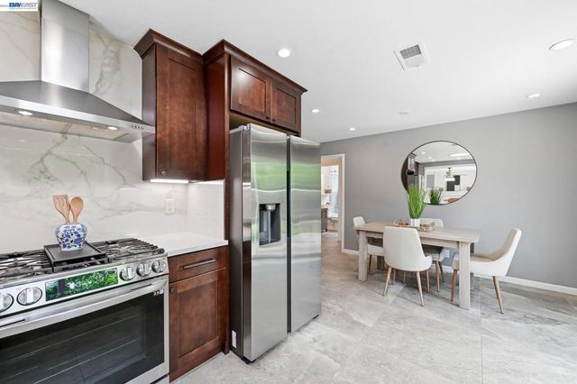 5673 Drysdale Dr, San Jose, CA 95124