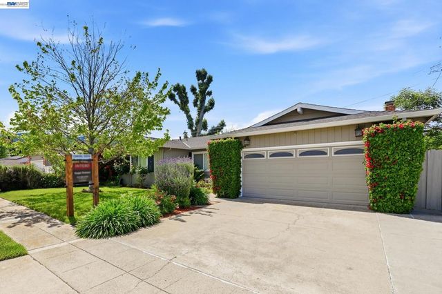 5673 Drysdale Dr, San Jose, CA 95124