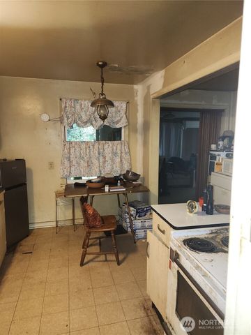 3740 S 142nd Street, Tukwila, WA 98168