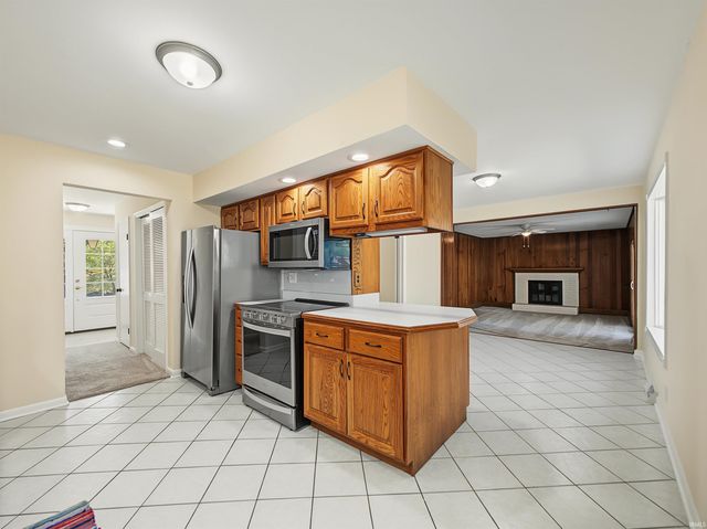 5608 Winston Road, Evansville, IN 47711