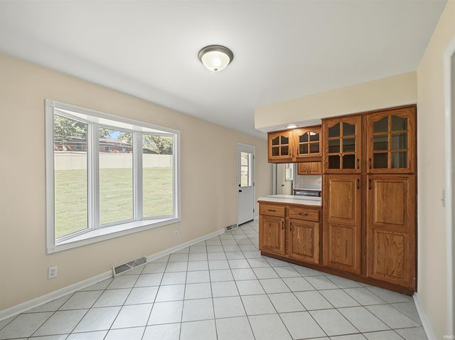 5608 Winston Road, Evansville, IN 47711