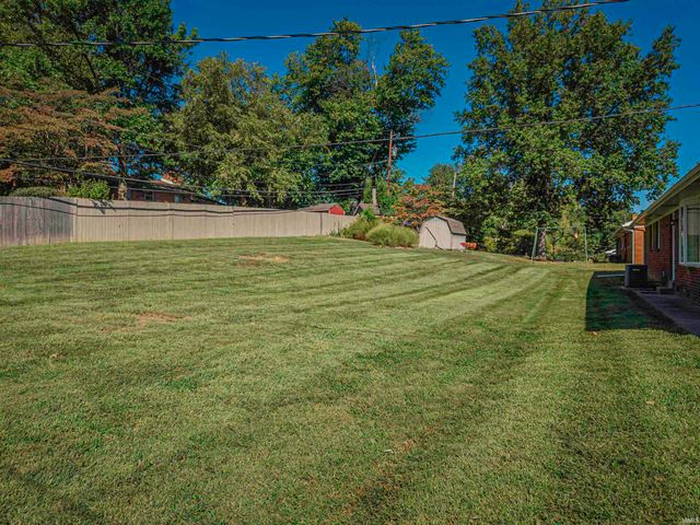 5608 Winston Road, Evansville, IN 47711