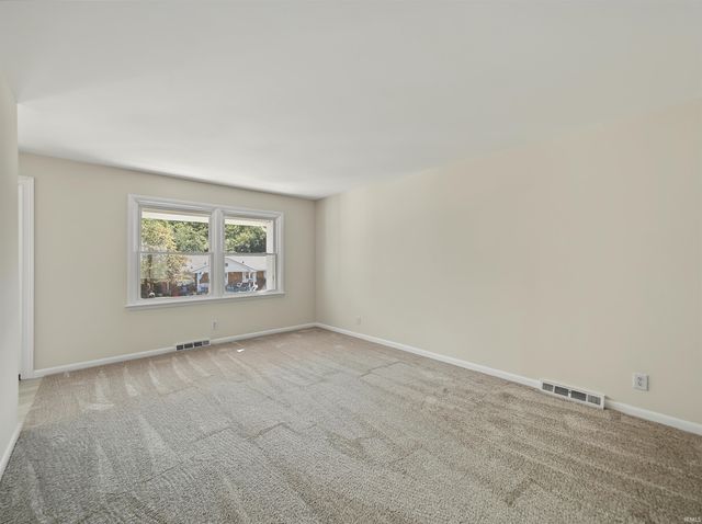 5608 Winston Road, Evansville, IN 47711