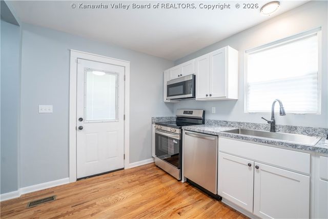 302 Winfield Road, St Albans, WV 25177