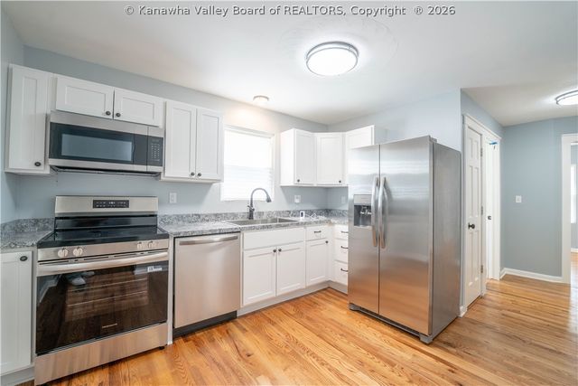 302 Winfield Road, St Albans, WV 25177