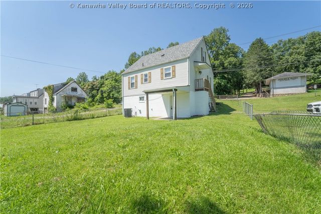 302 Winfield Road, St Albans, WV 25177
