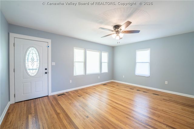 302 Winfield Road, St Albans, WV 25177