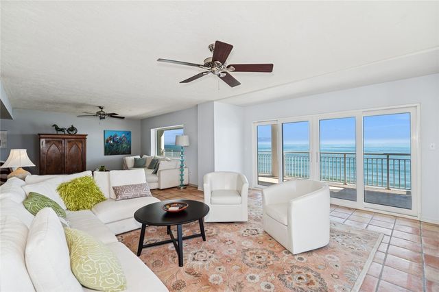 989 N Highway A1A 5, Indialantic, FL 32903