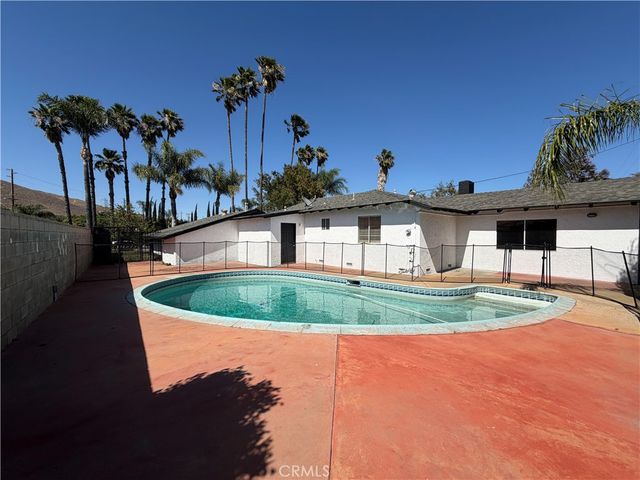 6754 Karen Lane, Jurupa Valley, CA 92509