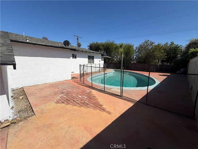 6754 Karen Lane, Jurupa Valley, CA 92509