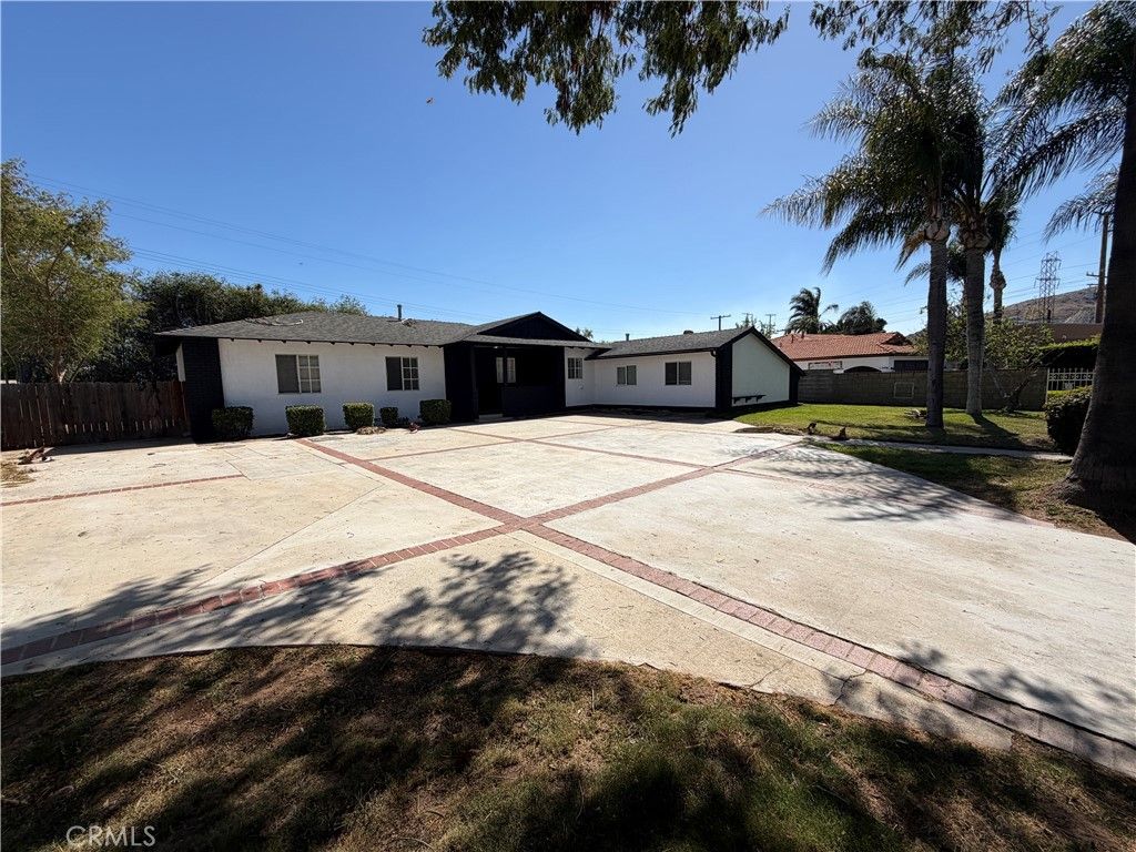 6754 Karen Lane, Jurupa Valley, CA 92509