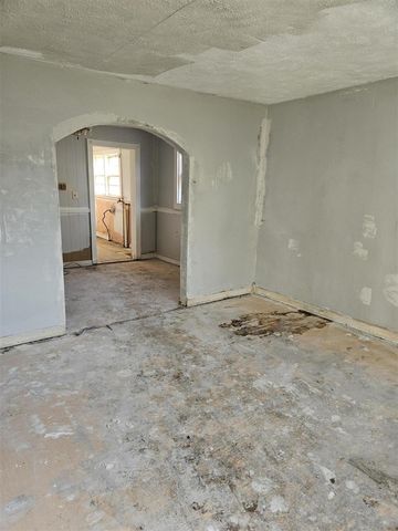 552 Pine Avenue, Grand Rapids, MI 49504