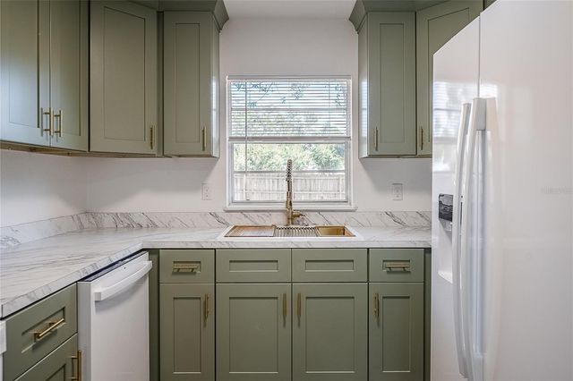 5653 LA SERENA AVENUE, Lakeland, FL 33809