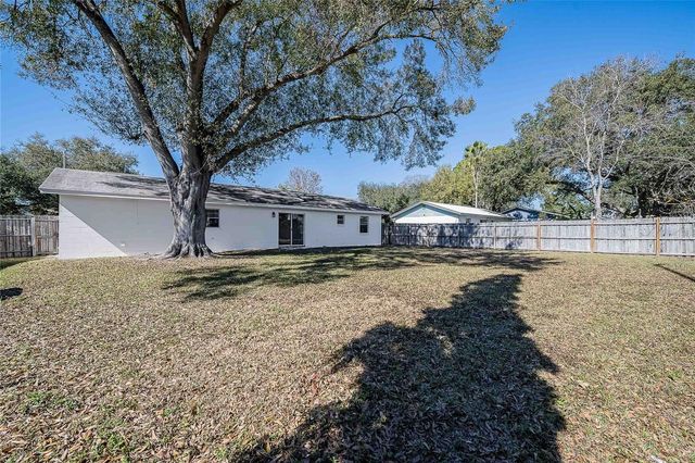 5653 LA SERENA AVENUE, Lakeland, FL 33809