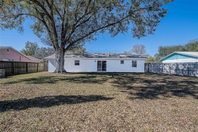 5653 LA SERENA AVENUE, Lakeland, FL 33809