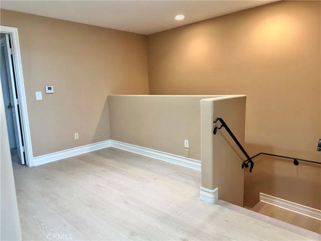 5555 Carpenter 4, Valley Village, CA 91607