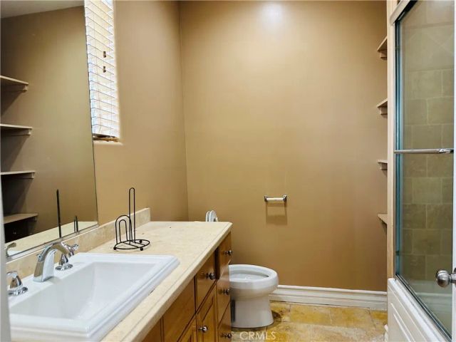 5555 Carpenter 4, Valley Village, CA 91607